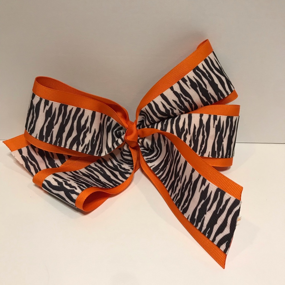 Girls jumbo hair bow